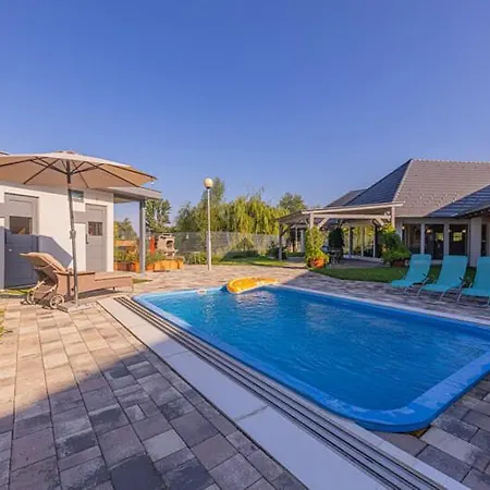 Holiday home Szent Gyoergy-hegy